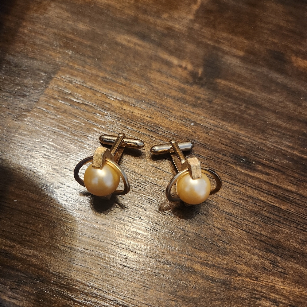 Mens vintage pearl cufflinks